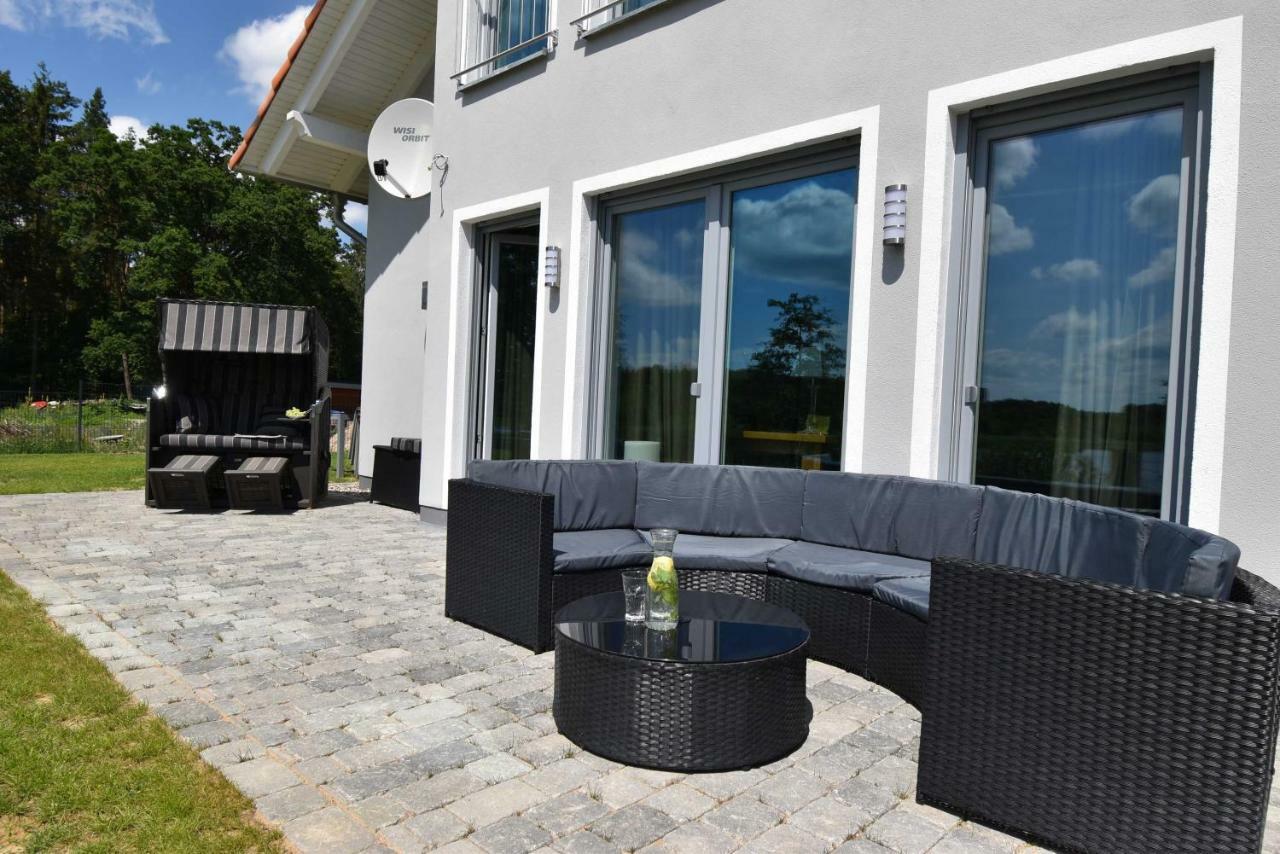 Luxus-See-Domizil Mit Sauna, Kamin Und Boot-130 Qm Fuer 6 Personen Krakow am See Exterior photo